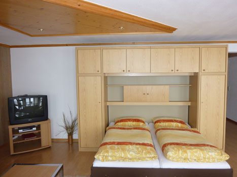 Ferienwohnung S&uuml;dterrasse Schrankbett