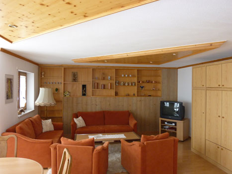 Ferienwohnung S&uuml;dterrasse Wohnzimmer Sitzecke