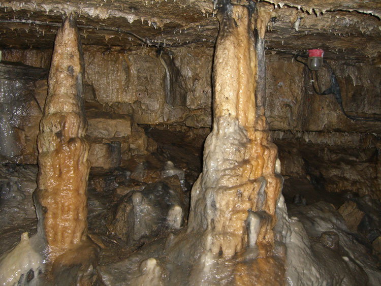 Tropfsteine Stalaktiten Stalagmiten Tropfsteinh&ouml;hle